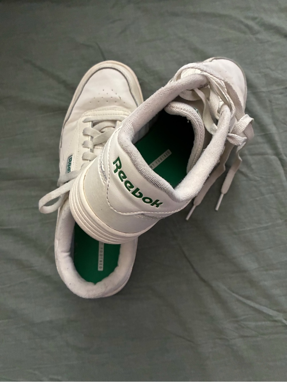 Reebok Women’s Club MEMT Off-White Cream with Green - Leather Low-Top Sneakers